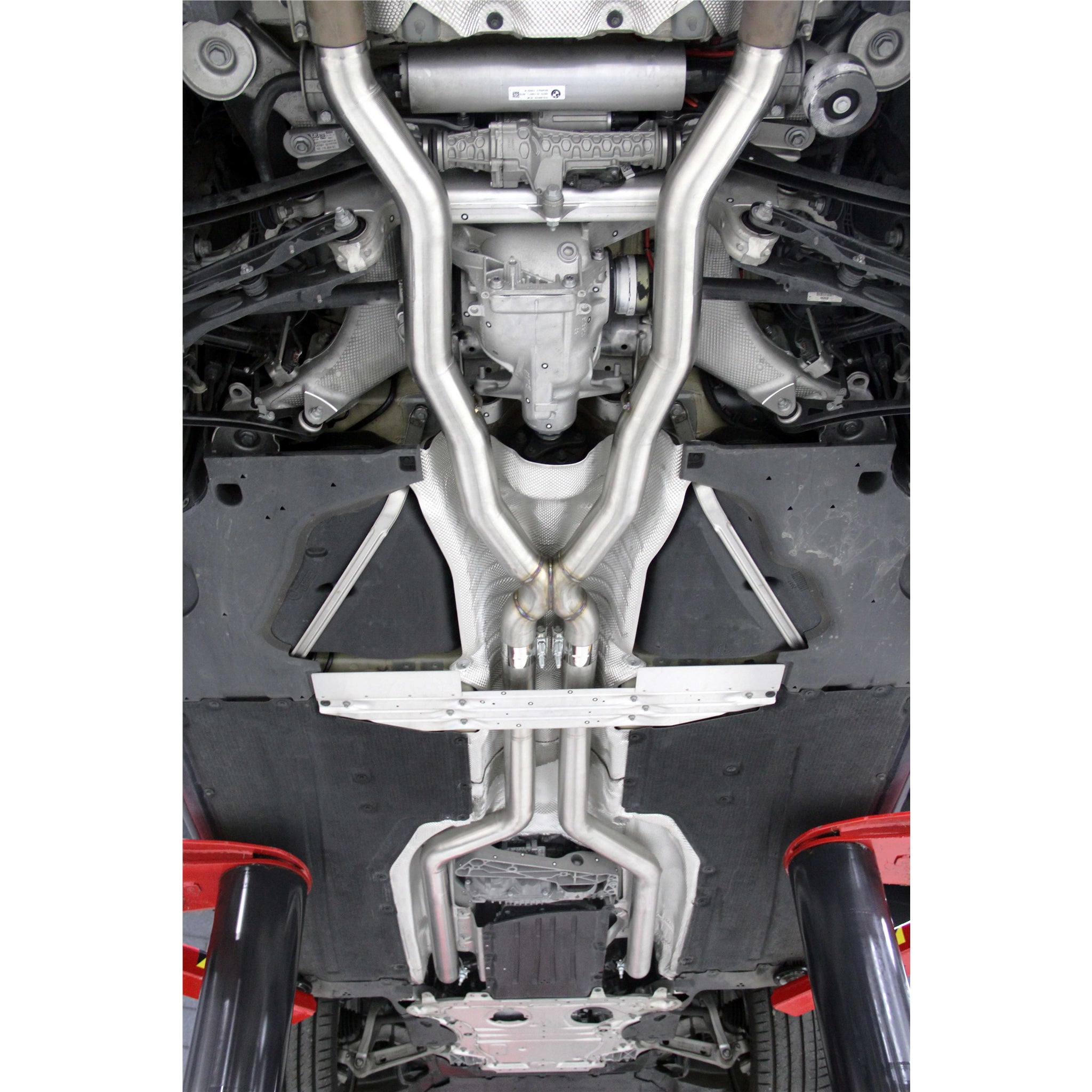 Dinan M550I MIDDLE EXHAUST