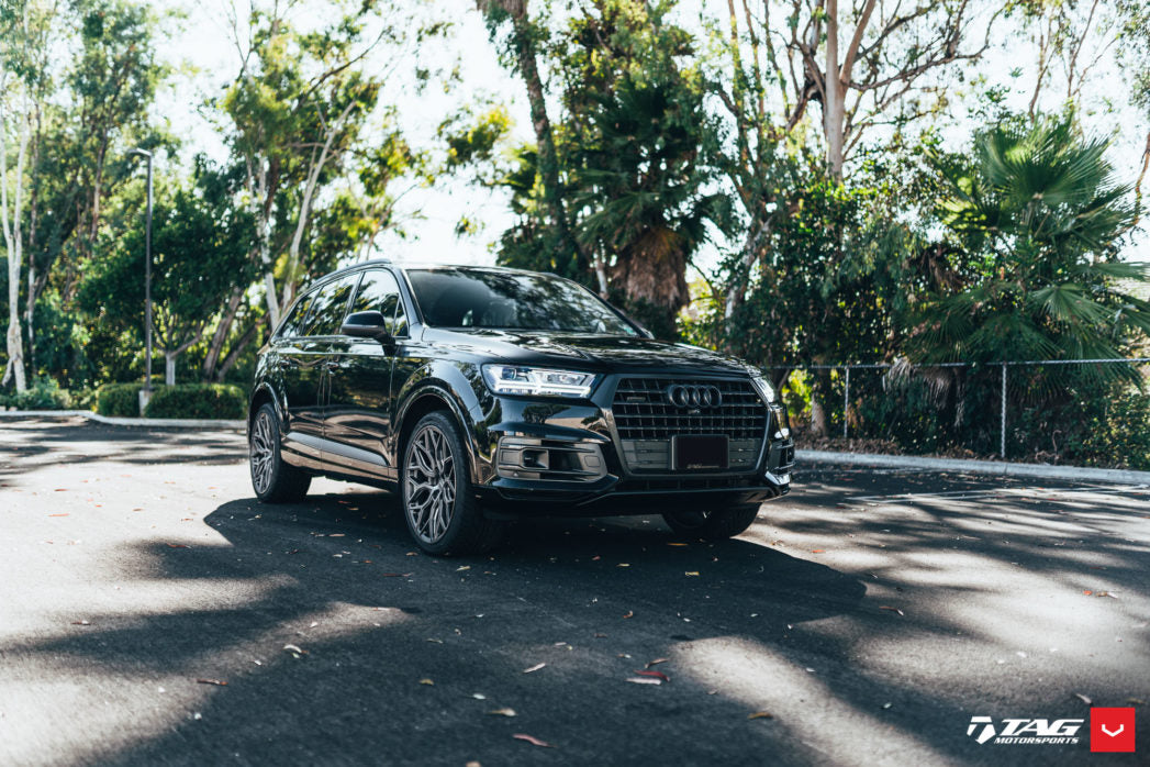 Vossen Custom Built Hybrid Forged HF-2 Wheel