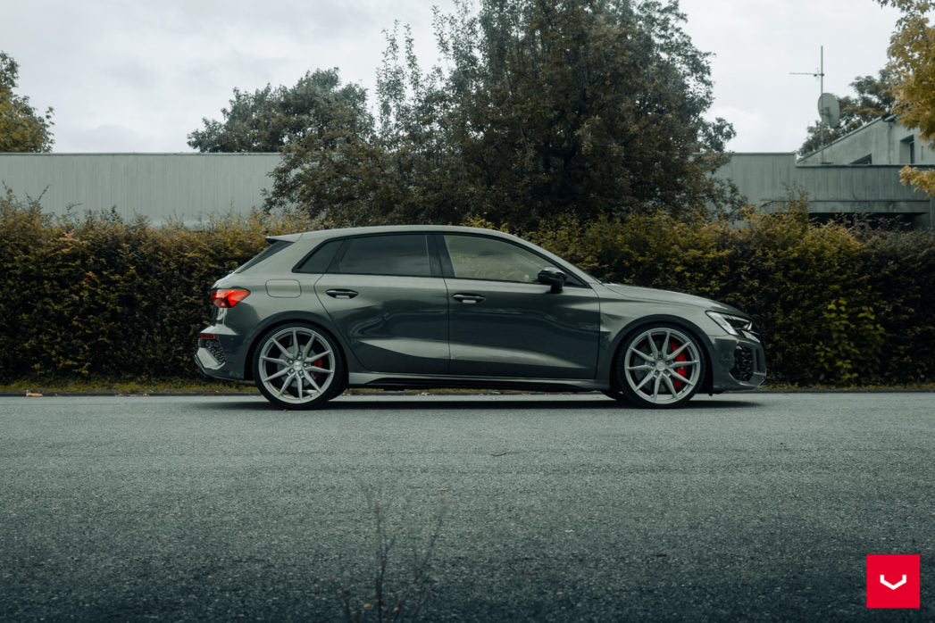 Vossen Custom Built Hybrid Forged HF-3 Wheel