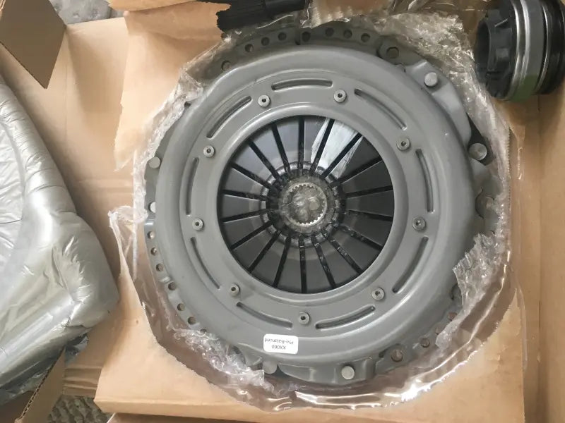 Ringer Racing Replacement Clutch & Flywheel - Audi B8 A4/A5 2.0T