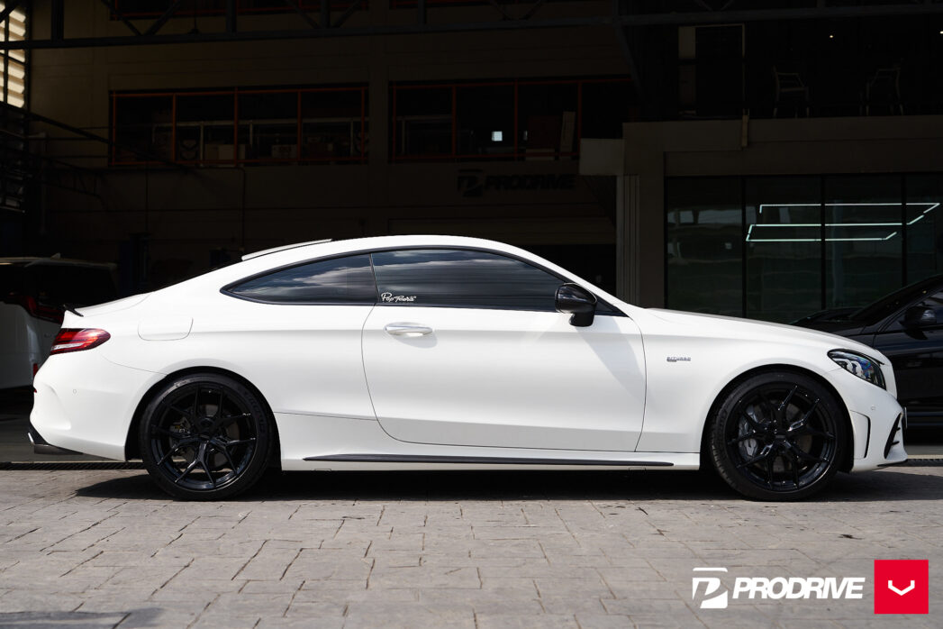 Vossen Custom Built Hybrid Forged HF-5 Wheel