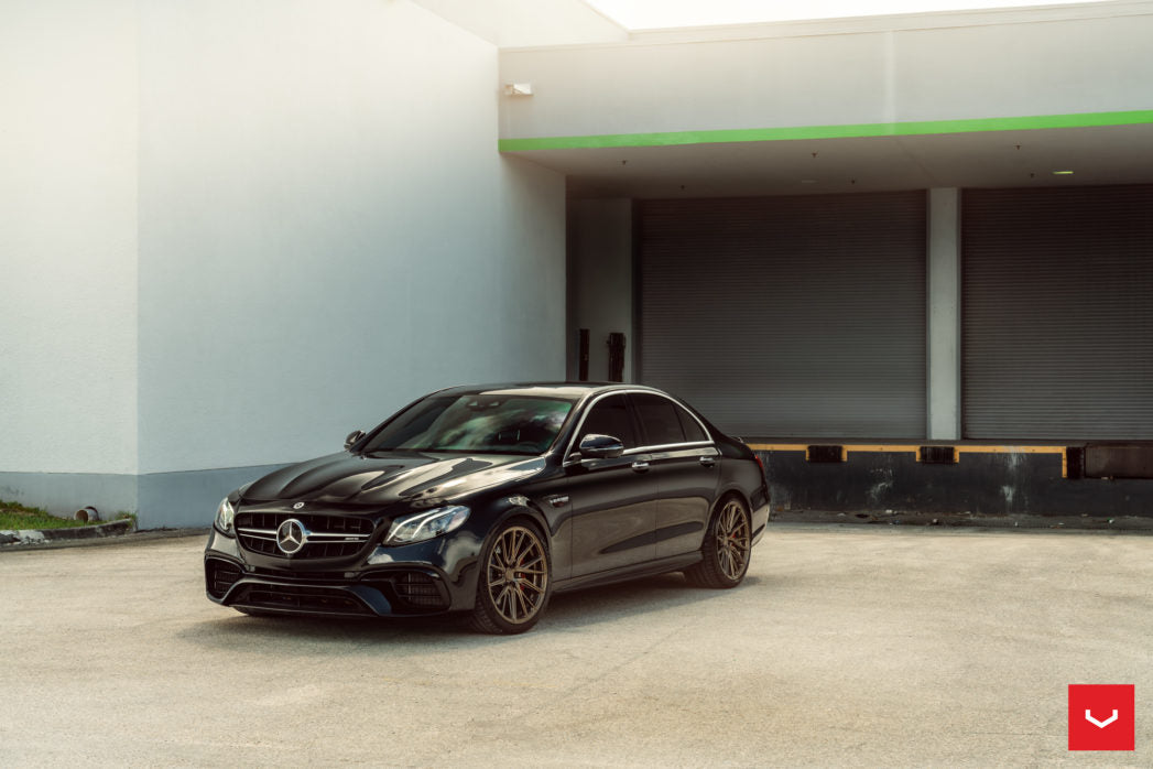 Vossen Custom Built Hybrid Forged HF-4T Wheel