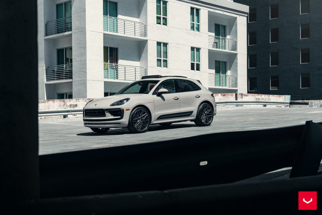 Vossen Custom Built Hybrid Forged HF-7 Wheel