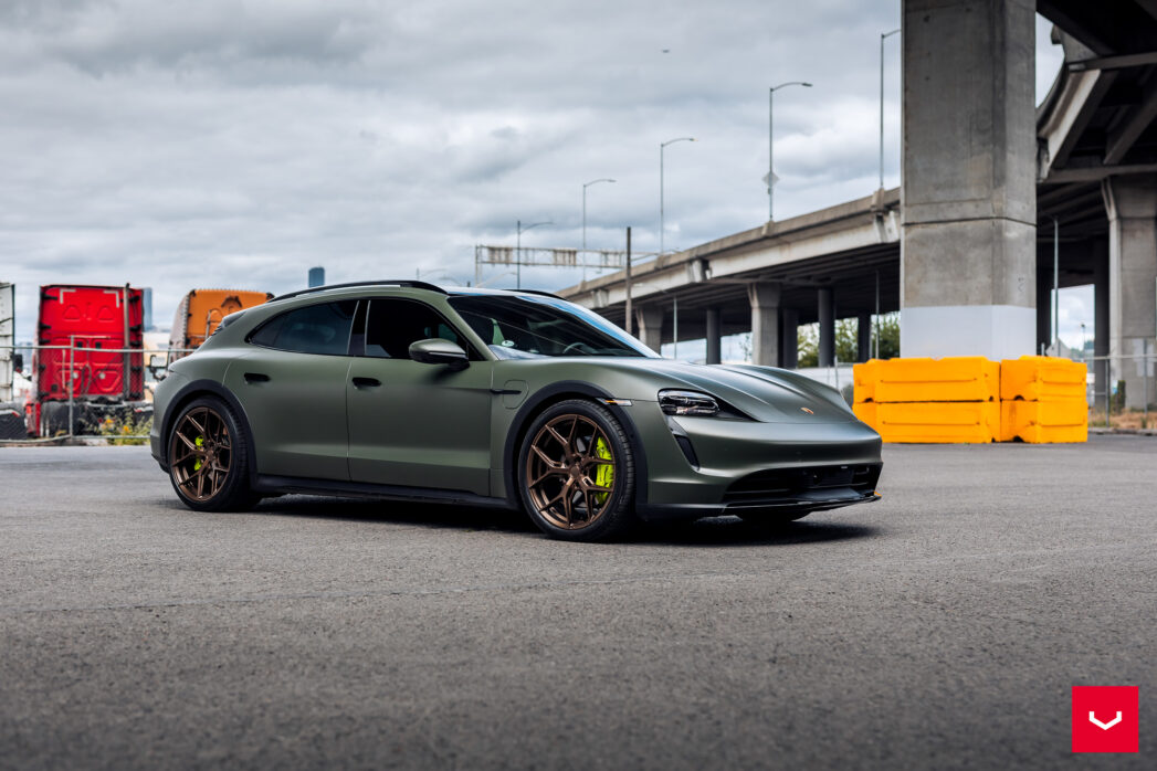 Vossen Custom Built Hybrid Forged HF-5 Wheel