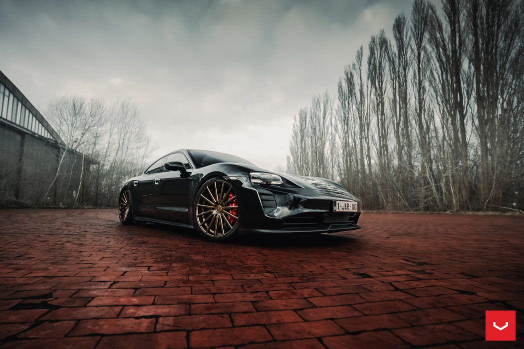Vossen Custom Built Hybrid Forged VFS2 Wheel