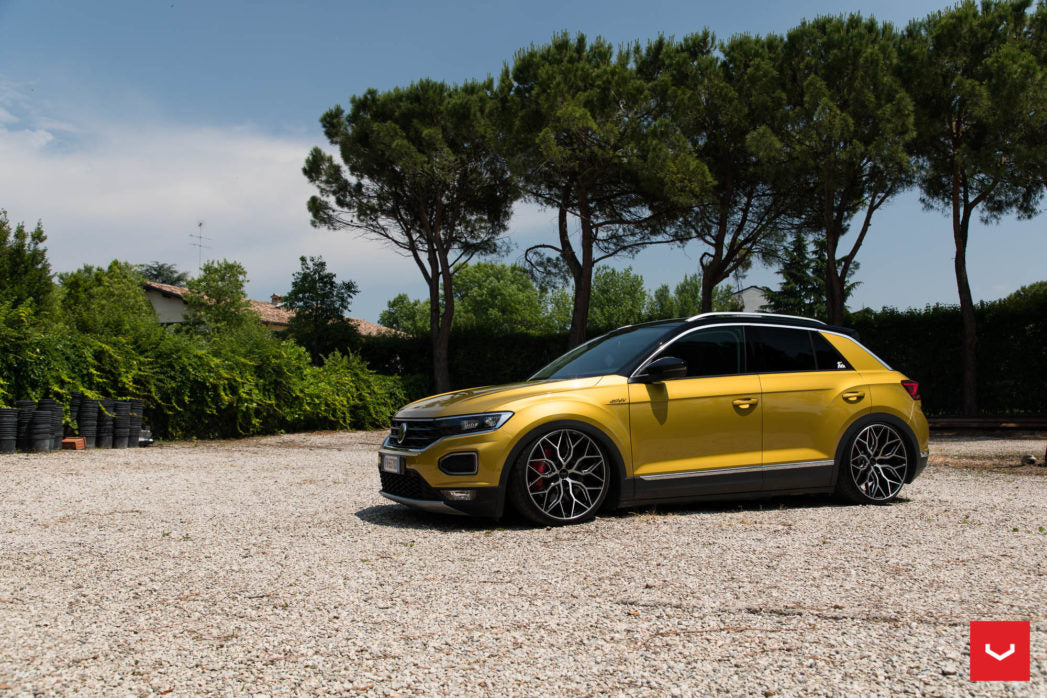 Vossen Custom Built Hybrid Forged HF-2 Wheel