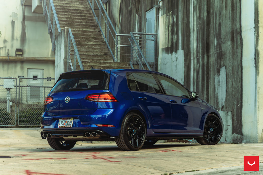 Vossen Custom Built Hybrid Forged HF-4T Wheel