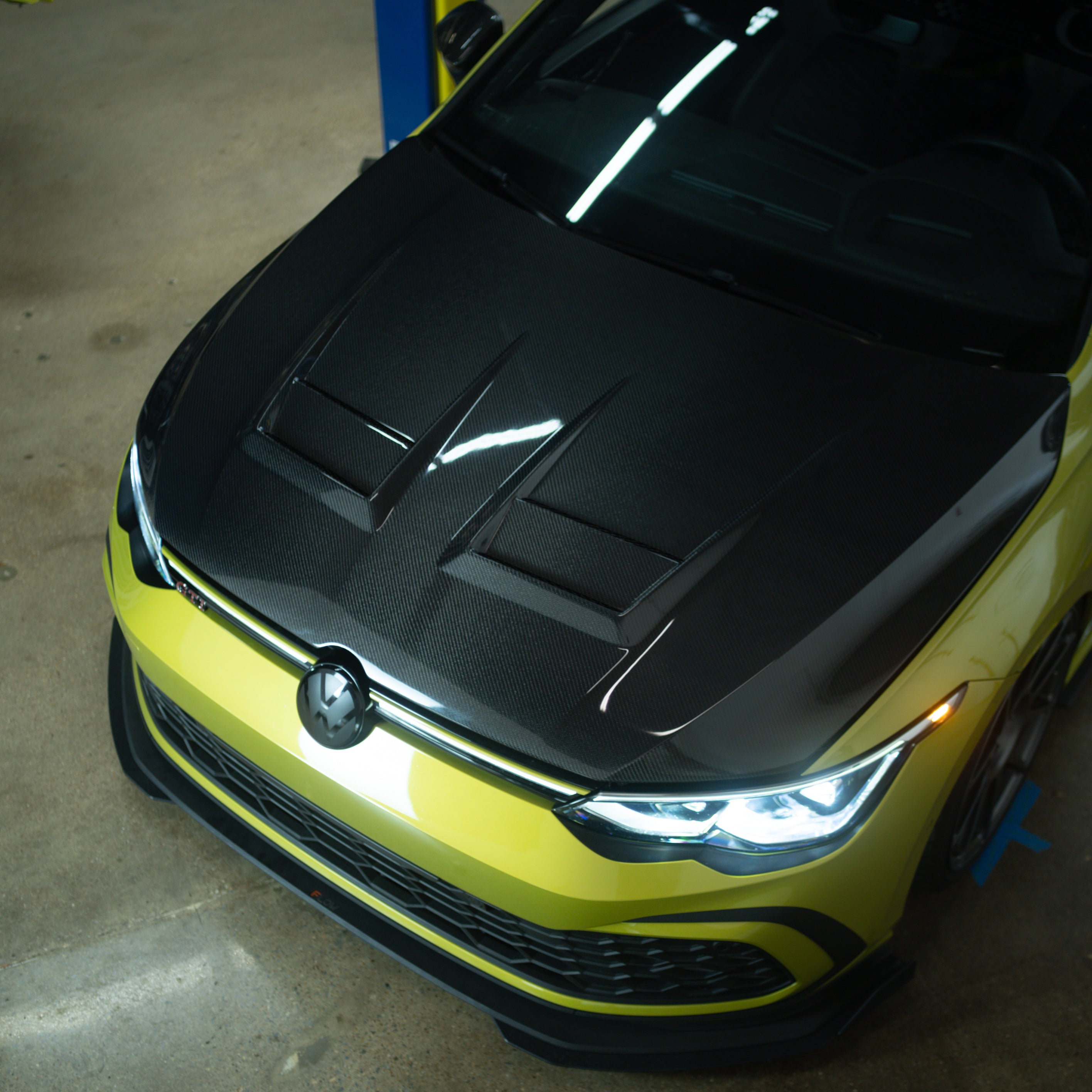 SEIBON Carbon Fiber Hood - MK8/MK8.5 GTI/Golf R - OEM, TM, and DV Styles