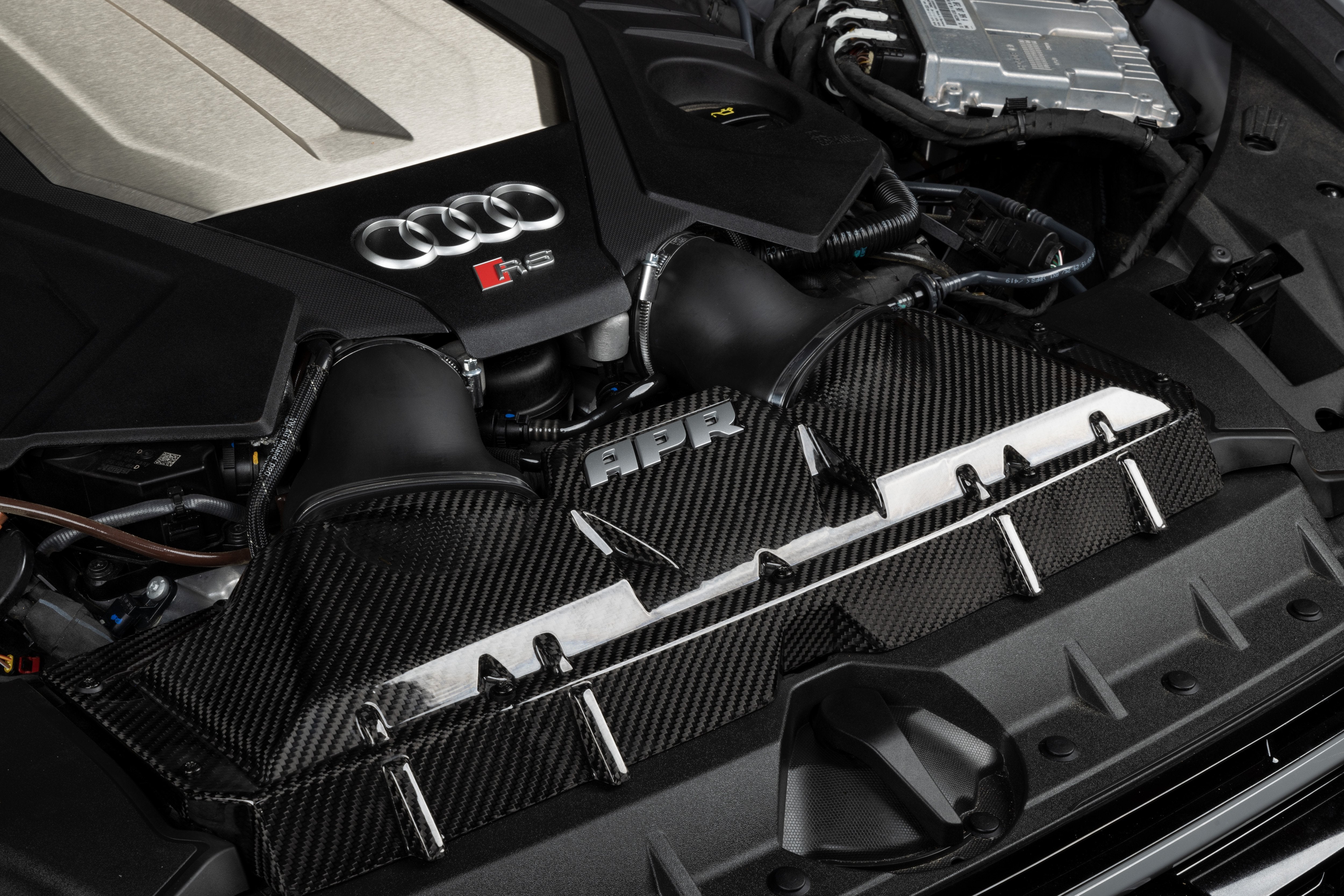 APR Carbon Fiber Intake - Audi C8 RS6/RS7 4.0T