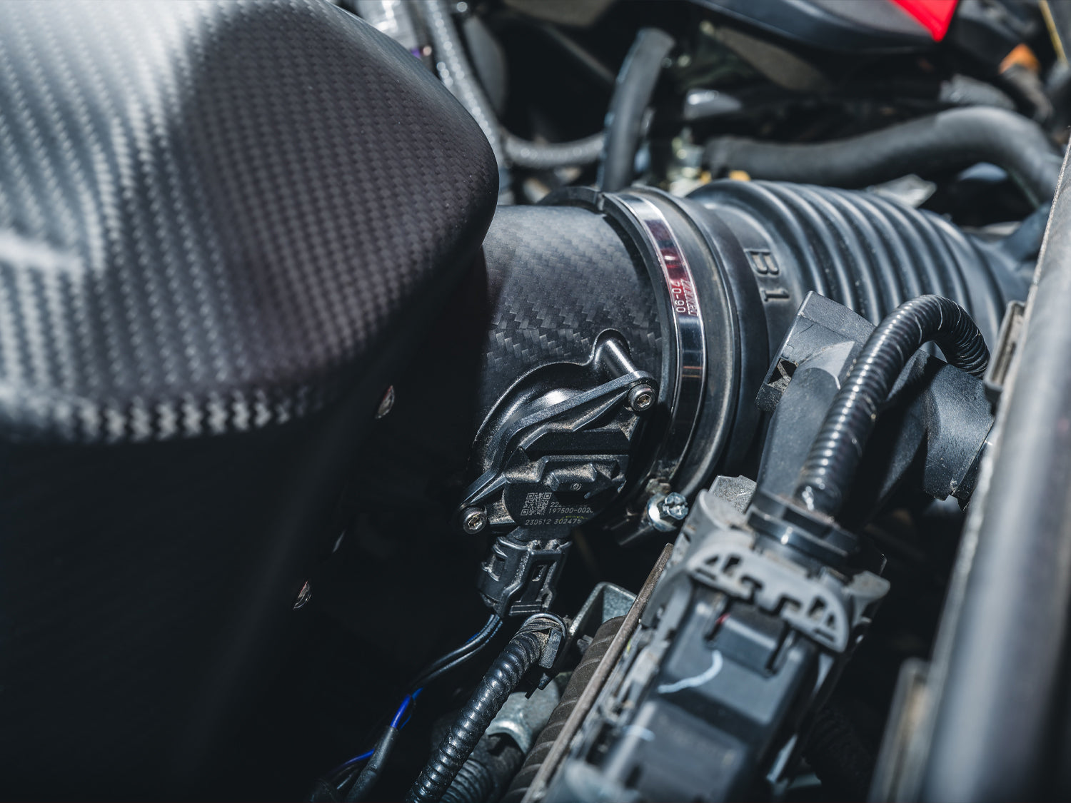 AWE Tuning S-FLO Carbon Intake - Toyota GR Corolla