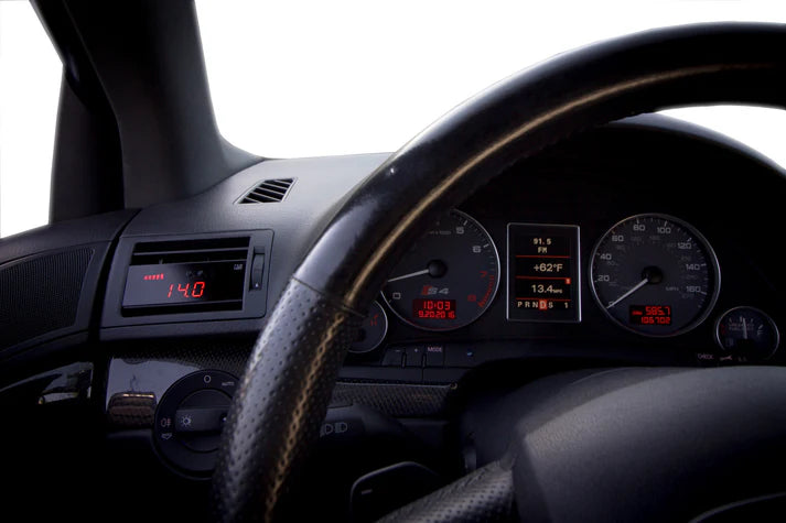 P3 Gauge Red / White - Audi A4/S4/RS4 B7
