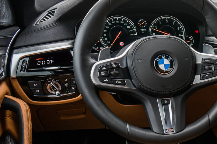 P3 Gauge Orange / White - BMW 5 Series G30/G31/F90