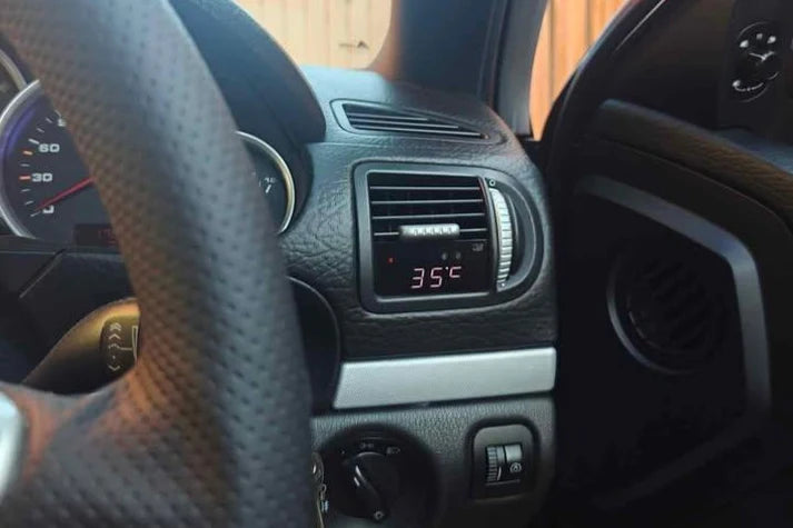 P3 Gauge Orange / White - Porsche Cayenne Gen 1