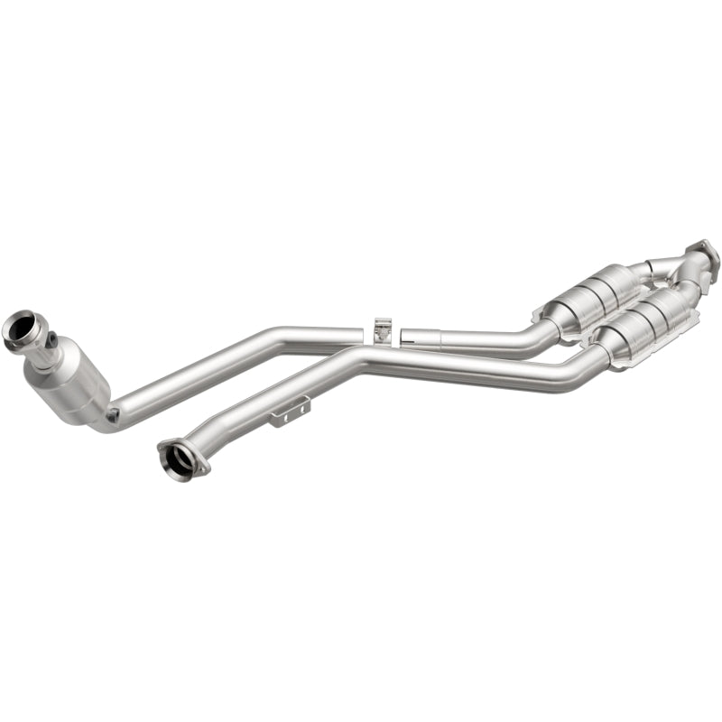 Magnaflow Conv DF 2000 Mercedes CLK320 3.2L - OE PN(s) 202 490 52 20 80 and 208 490 04 20 80