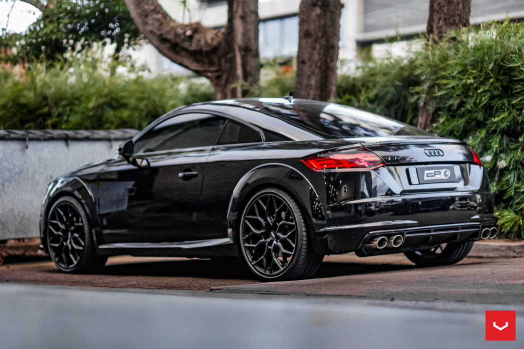 Vossen Custom Built Hybrid Forged HF-2 Wheel