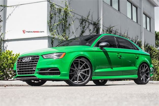 Vossen Custom Built Hybrid Forged VFS1 Wheel