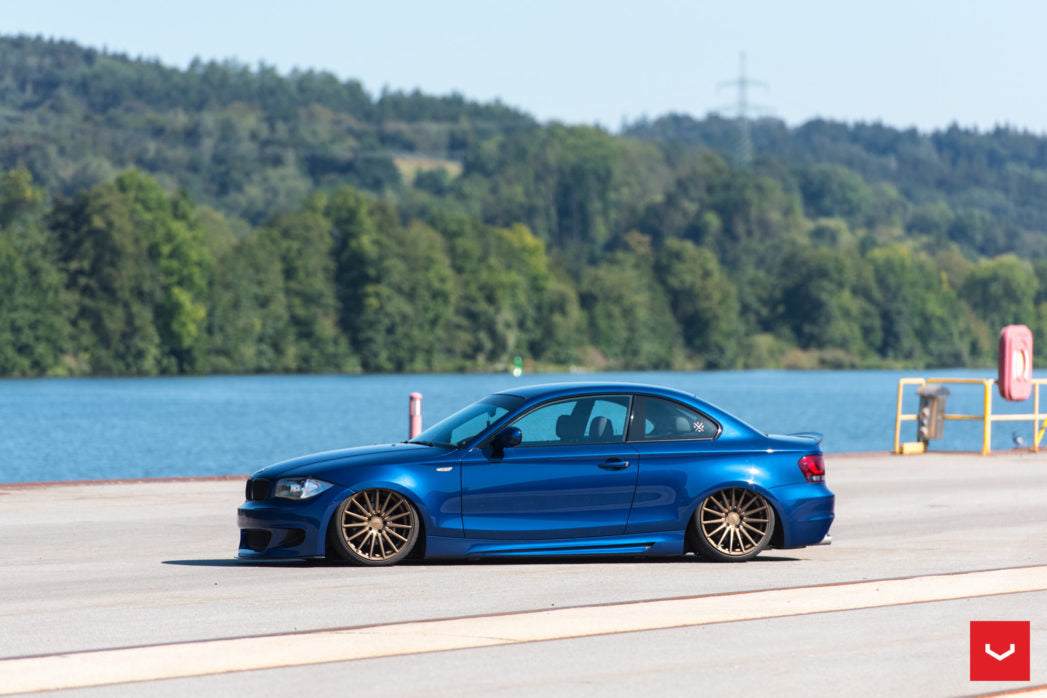 Vossen Custom Built Hybrid Forged VFS2 Wheel