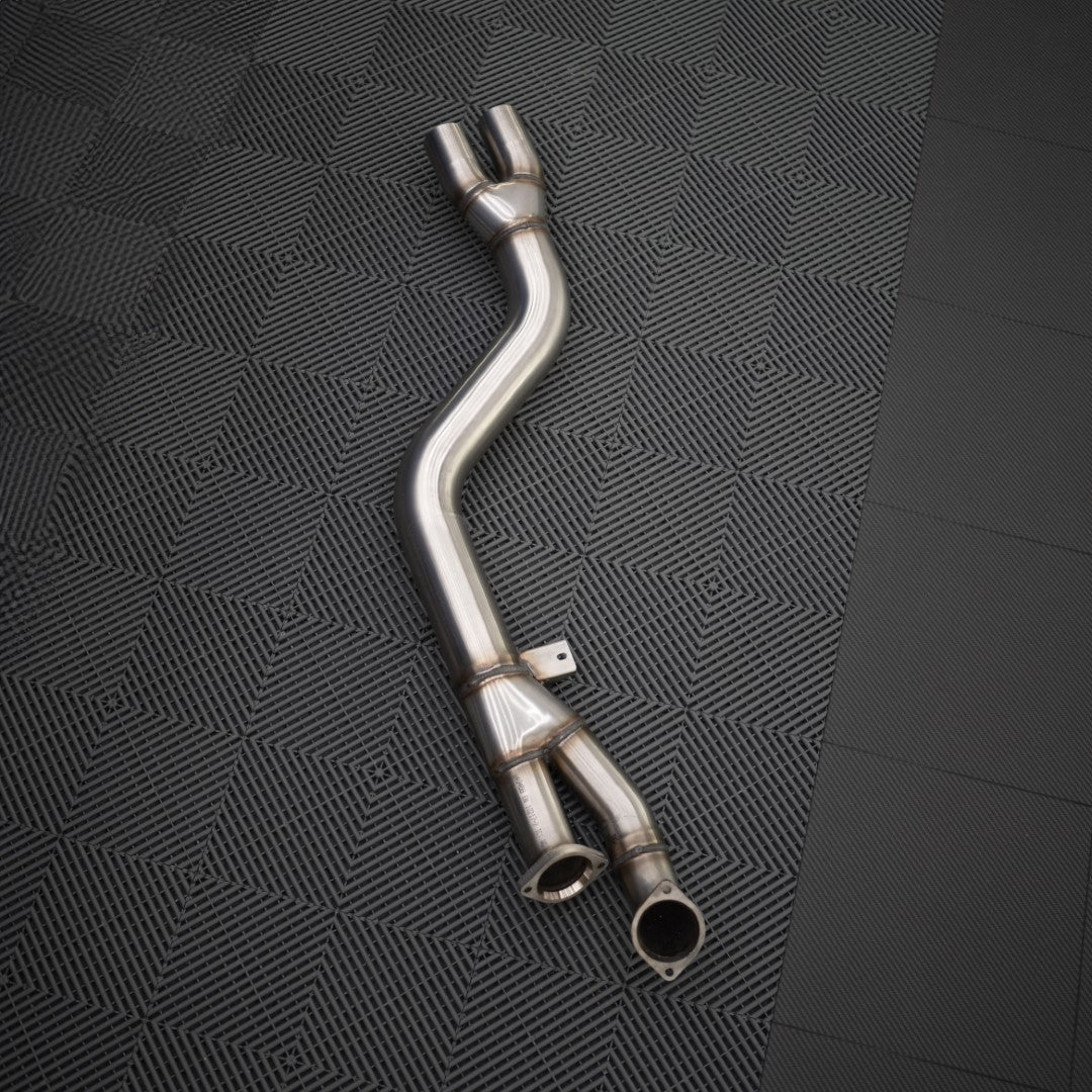 Milltek Single Mid Pipe - BMW G87 M2