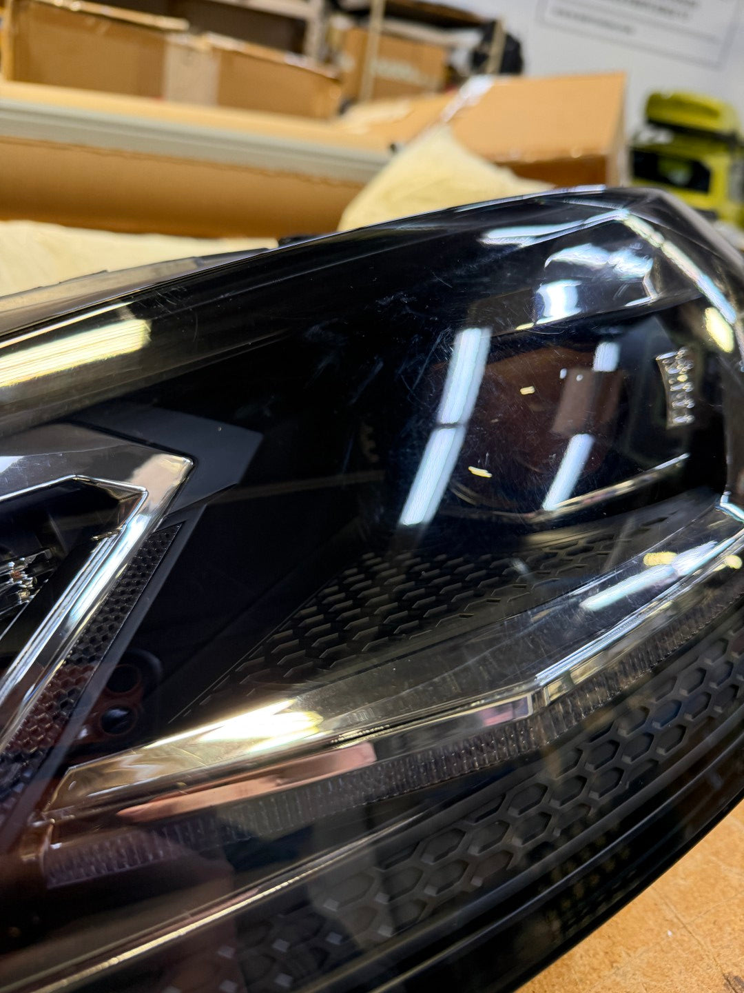 Illuminator Lighting Dynamic LED Headlights MK7 MK7.5 - MK7.5 (Post-Facelift) / Chrome Stripe (Golf R Style) (#69) - Scratch & Dent Parts