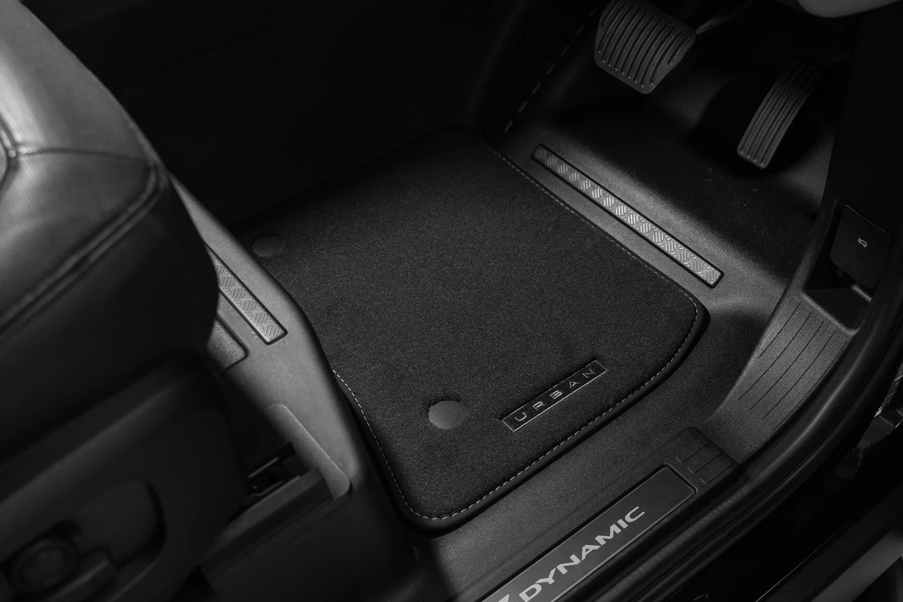 Urban Automotive Defender 90 Urban Branded Carpet Floor Mats