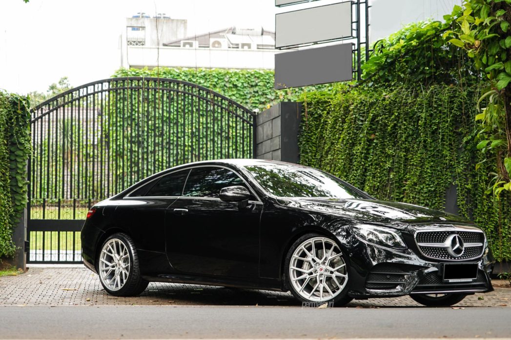 Vossen Custom Built M-X Series Forged M-X3 Wheel