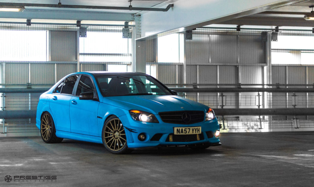 Vossen Custom Built Hybrid Forged VFS2 Wheel