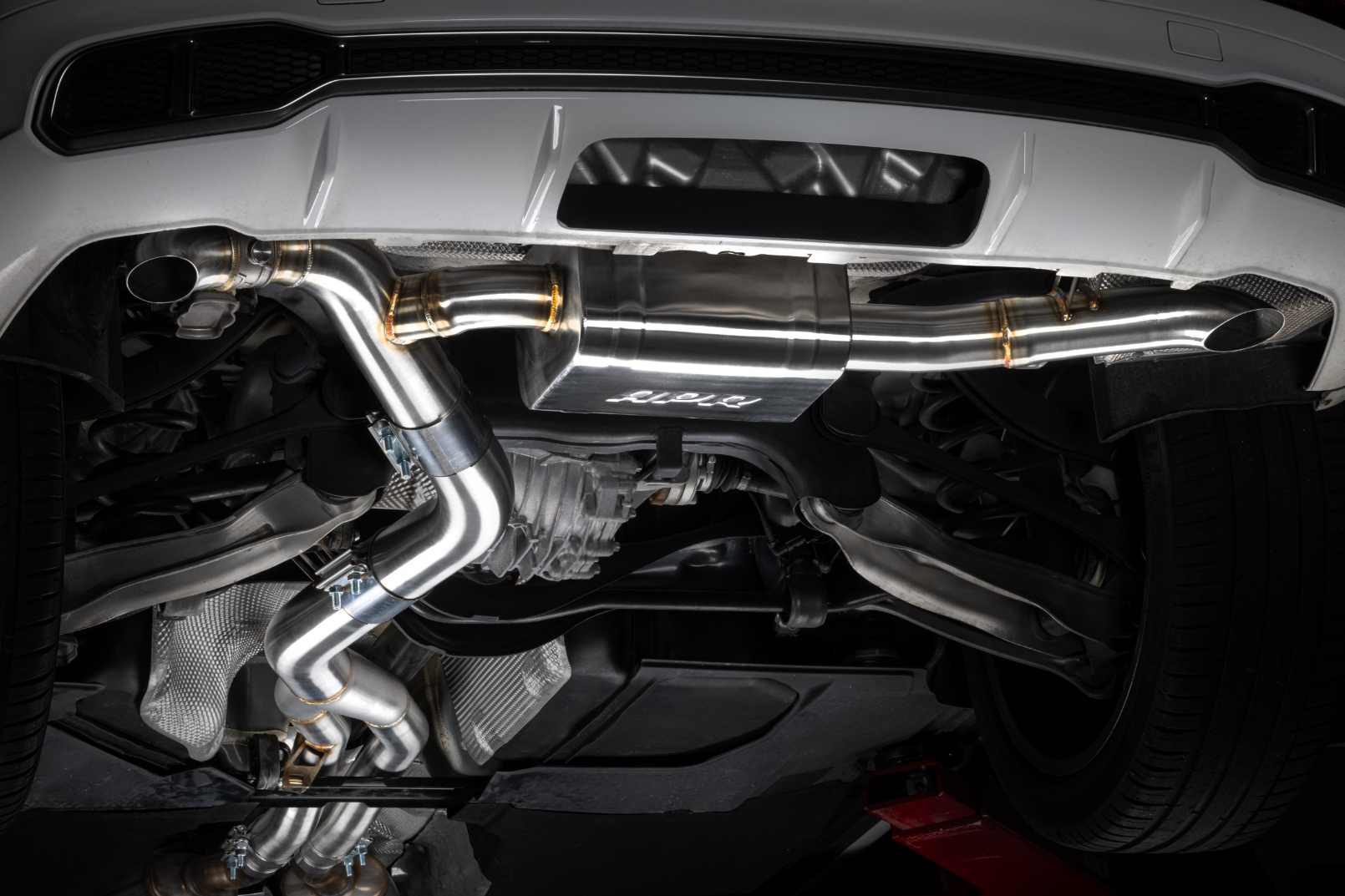 APR Tuning Full Catback Exhaust System With Midpipes - Audi FY SQ5