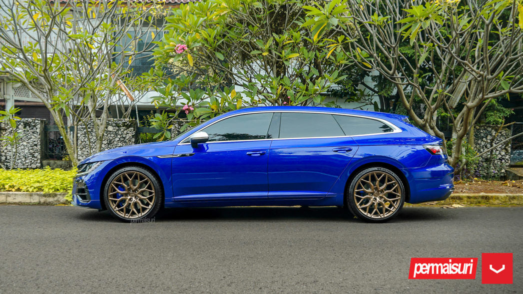 Vossen Custom Built Hybrid Forged HF-2 Wheel