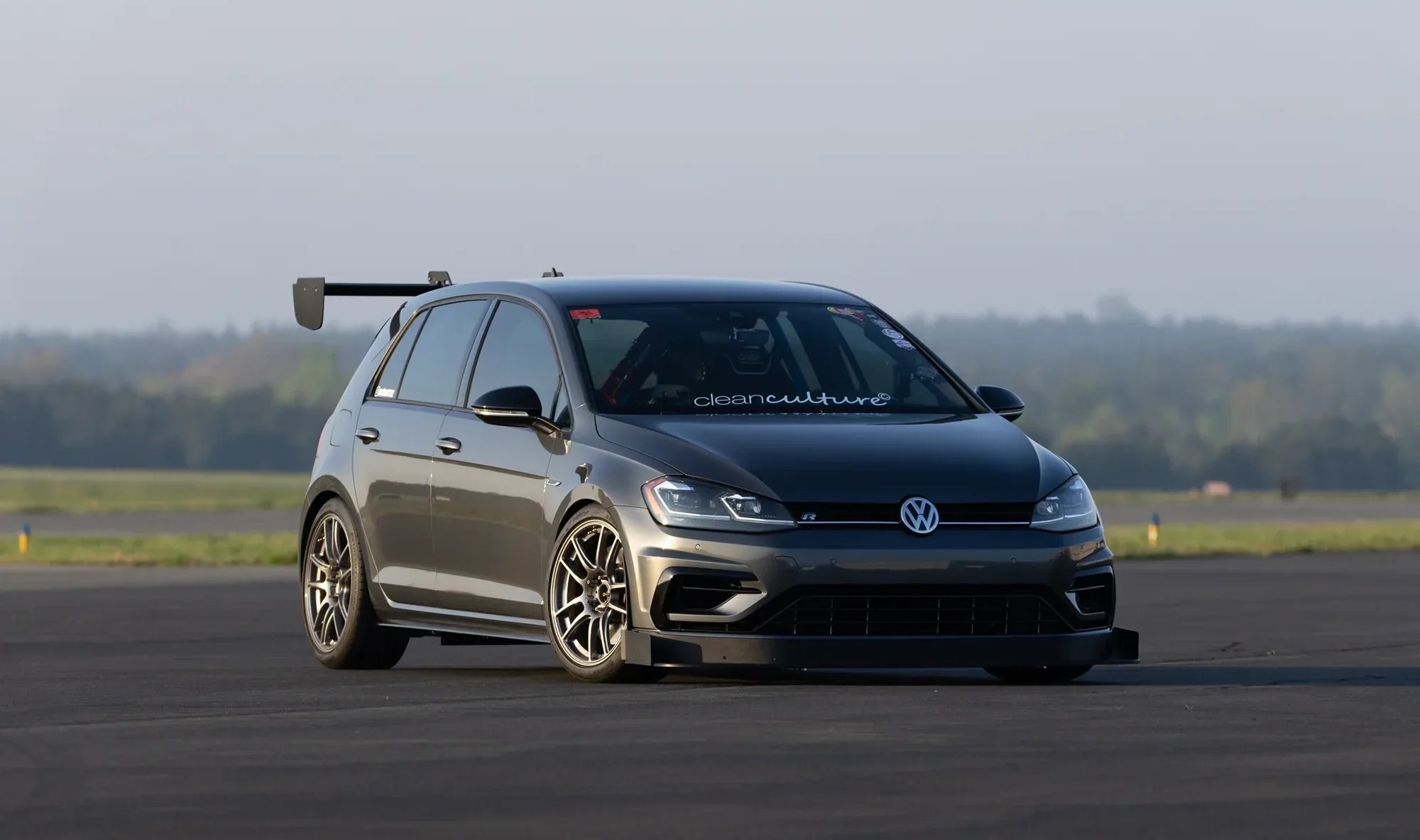 aerofabb Competition Series Front Splitter - MK7.5 Golf R