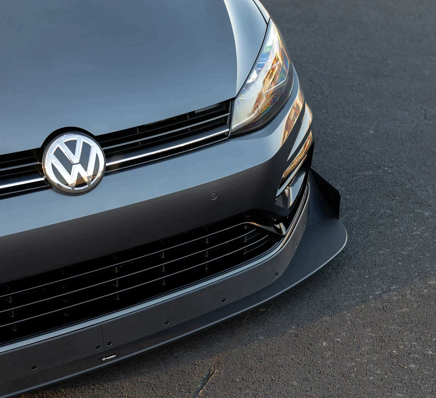 aerofabb Competition Series Front Splitter - MK7 Golf R