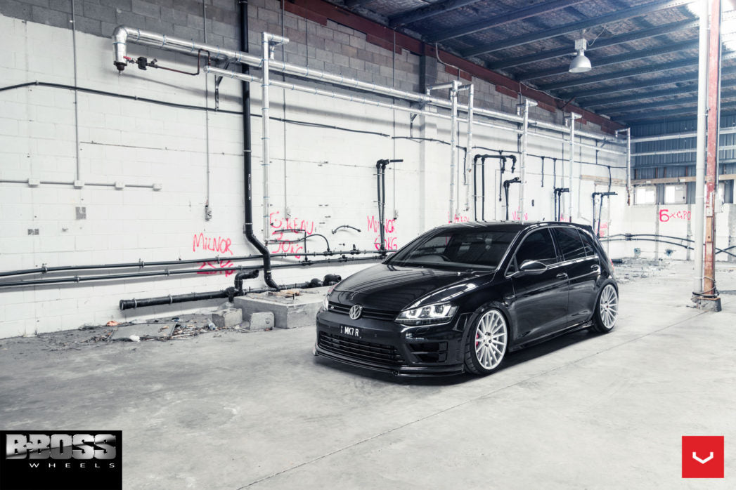 Vossen Custom Built Hybrid Forged VFS2 Wheel