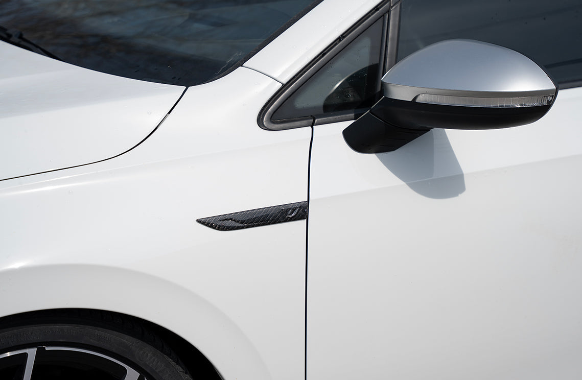Unitronic Carbon Fiber Fender Badge Set - MK8 GTI/R