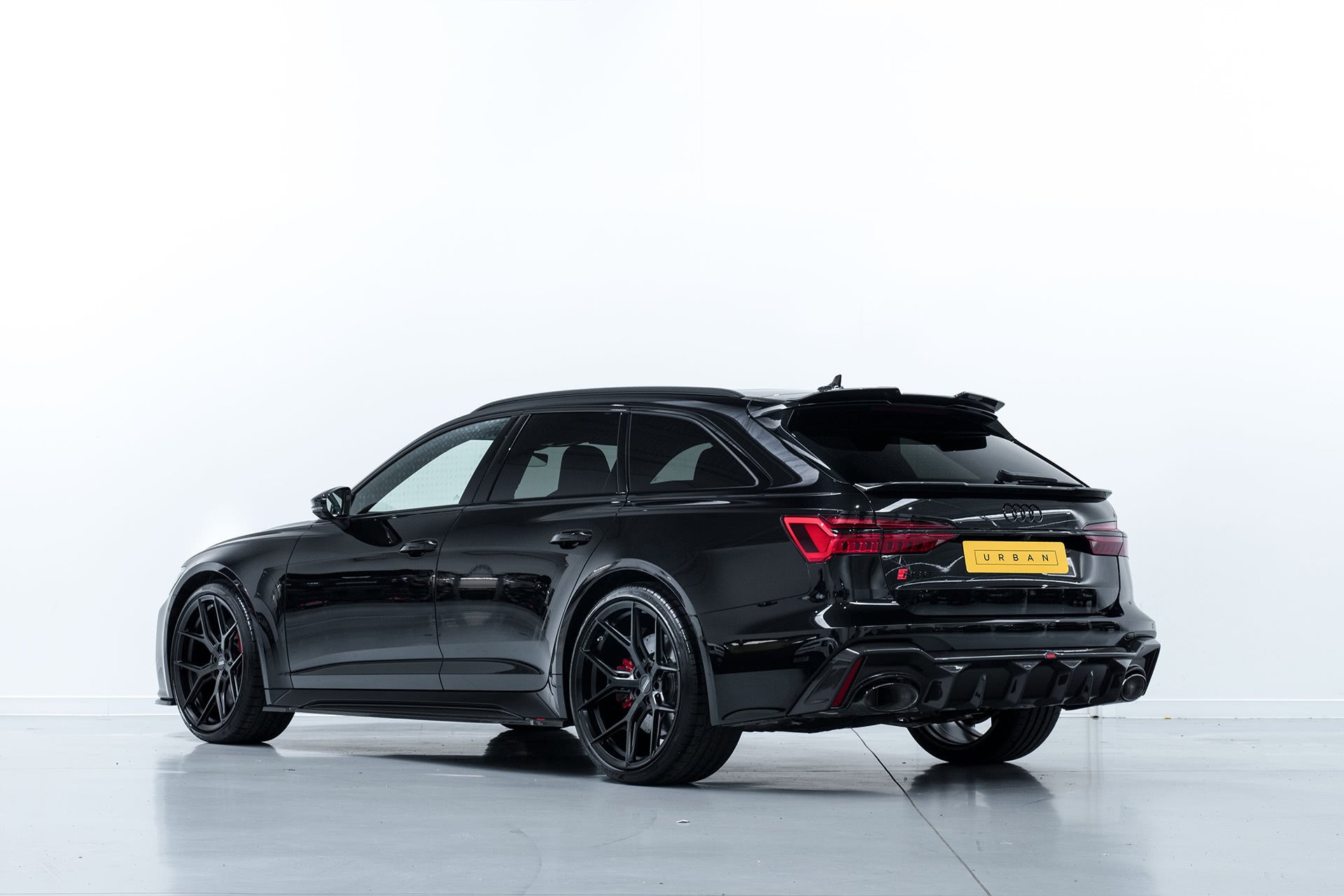 Urban Automotive Audi RS6 Visual Carbon Fiber Aero Program