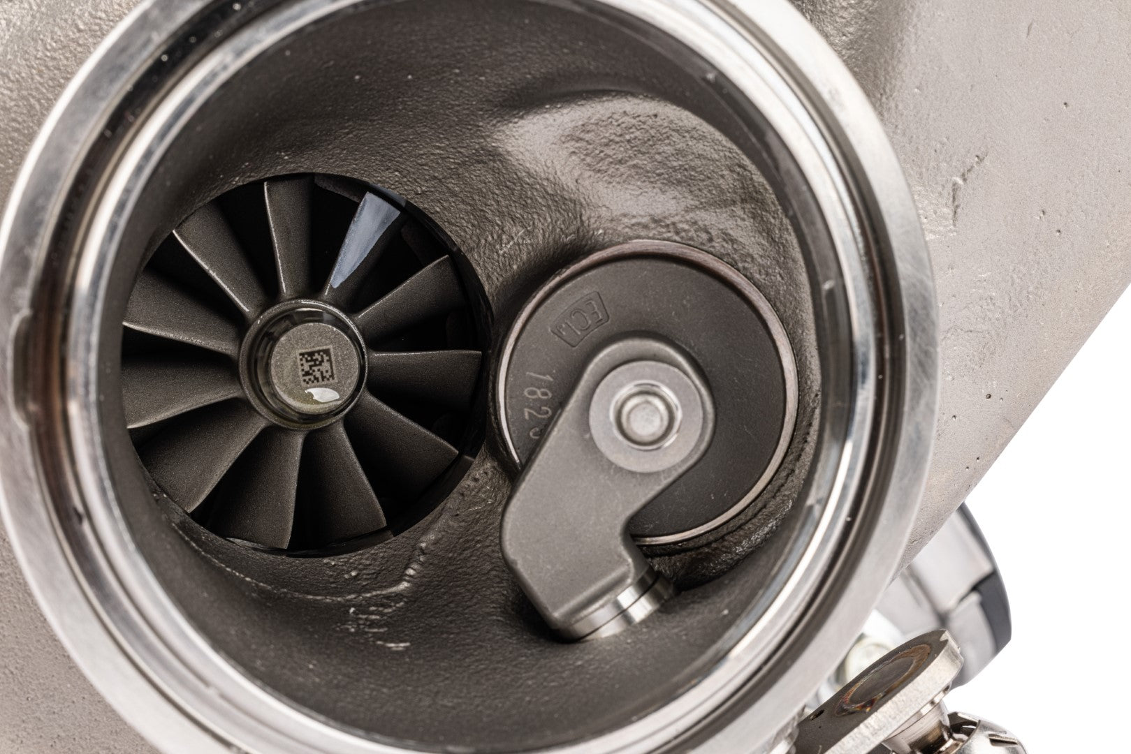 APR Stage 3 PowerMax GT2563S Turbocharger System - MK8/MK8.5 Golf R, 8Y S3, 2022+ Arteon