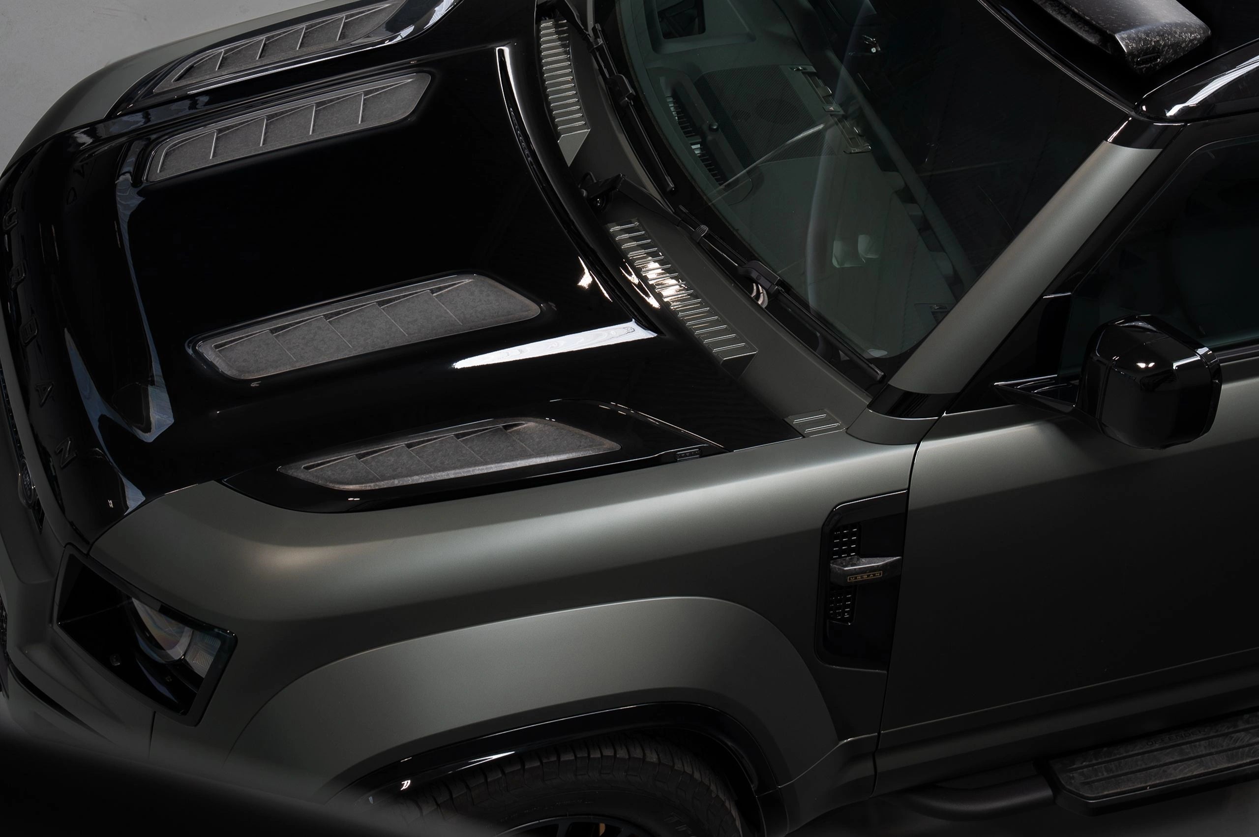 Urban Automotive Defender Octa Visual Exposed Chopped Forged Carbon Aero Kit