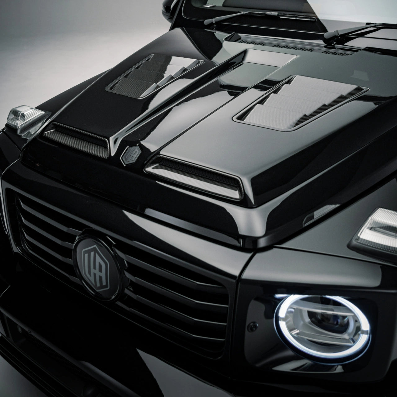 Urban Automotive Mercedes Benz 2025+ W465 G-Wagon Visual Carbon Fiber Aero Kit