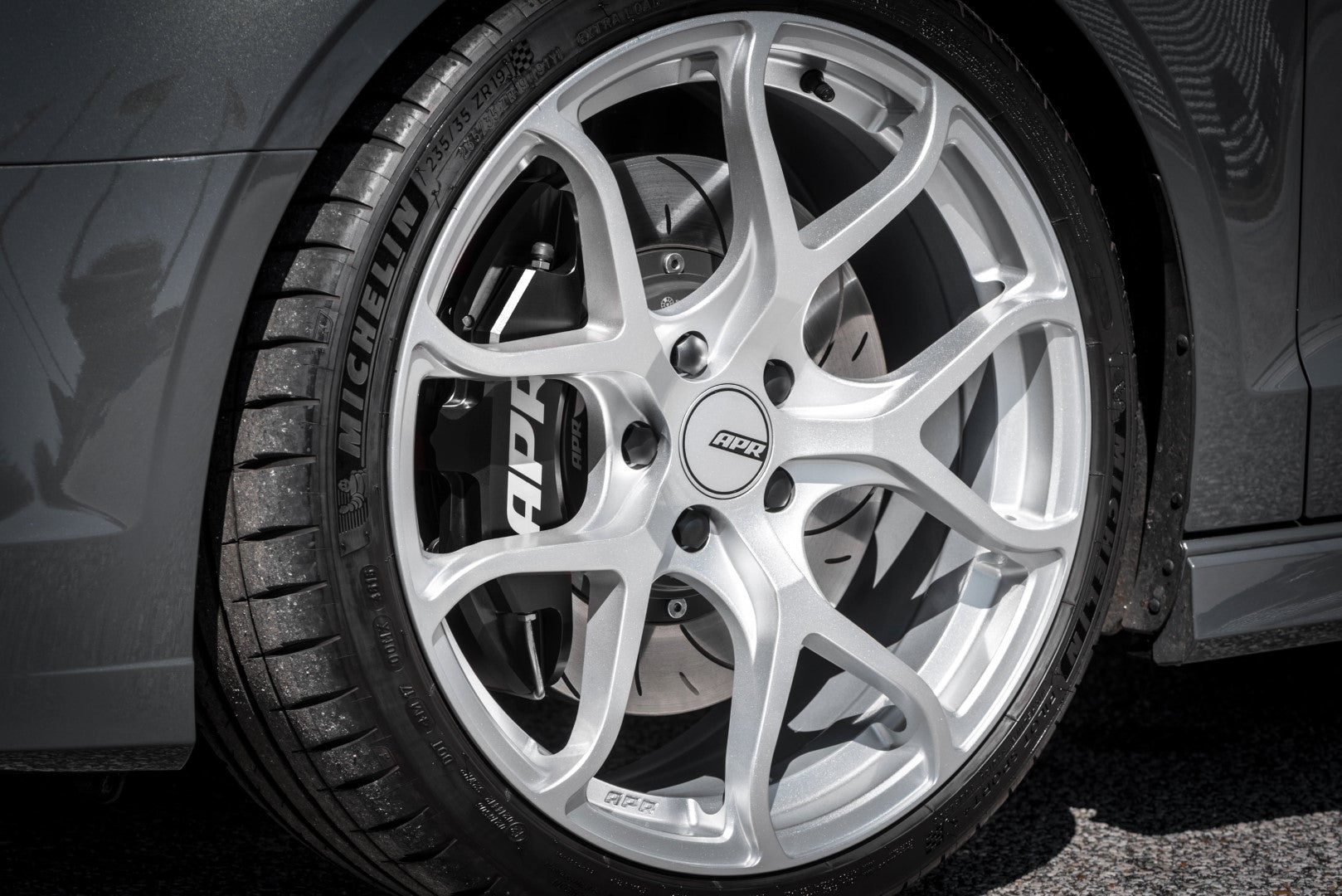 APR 350x34MM 2 Piece 6 Piston Kit - Front (PQ35 312MM)