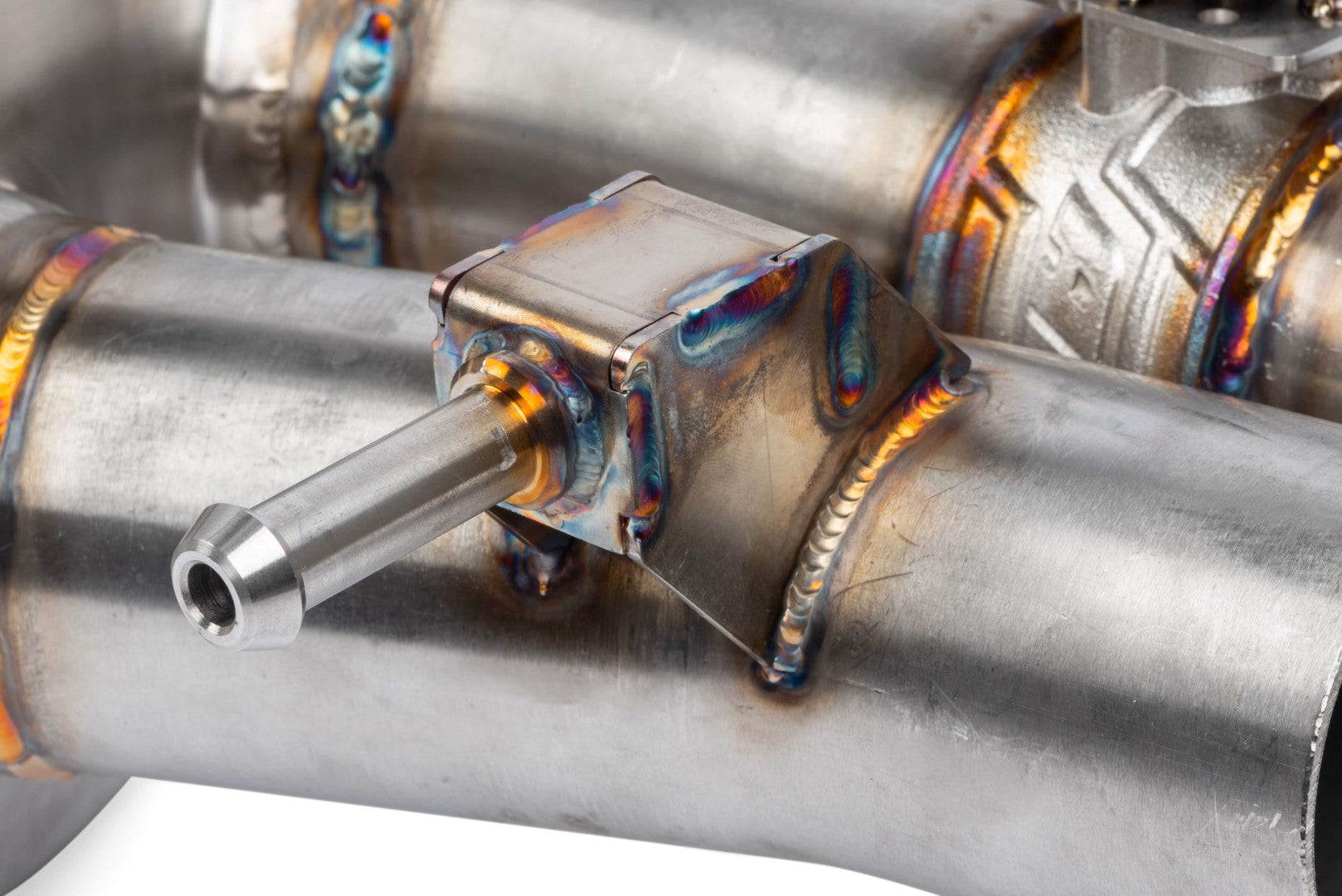 APR Catback Exhaust With Center Muffler - 4.0 TFSI - C7 S6/S7